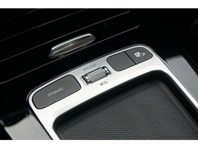 Mercedes-Benz CLA Shooting Brake 180 AMG Line + 360° CAMERA   HEAD-UP   BURMESTER   MEMORY