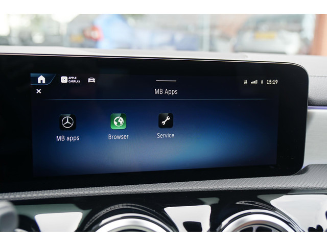 Mercedes-Benz CLA Shooting Brake 180 AMG Line + 360° CAMERA   HEAD-UP   BURMESTER   MEMORY