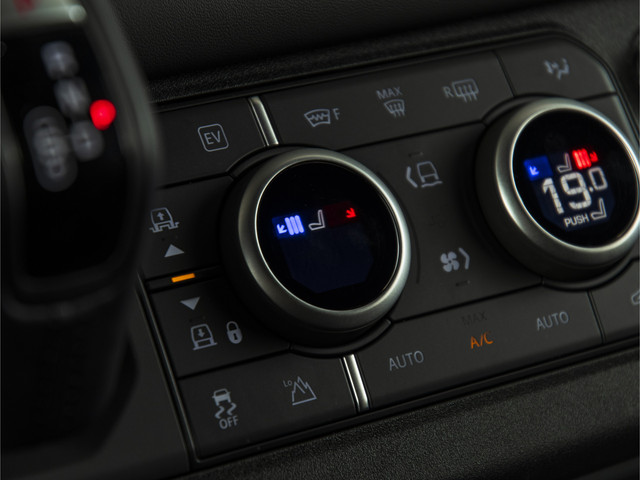 Land Rover Defender 110 2.0 P300e 110 X-Dynamic HSE HUD-PANO-MERIDIAN-22