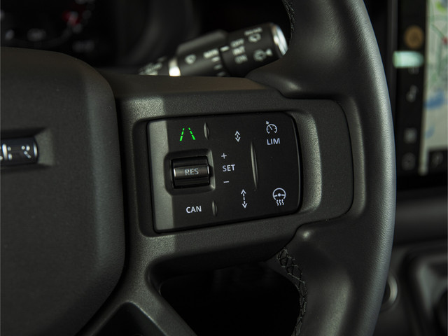 Land Rover Defender 110 2.0 P300e 110 X-Dynamic HSE HUD-PANO-MERIDIAN-22