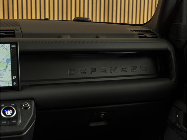 Land Rover Defender 110 2.0 P300e 110 X-Dynamic HSE HUD-PANO-MERIDIAN-22