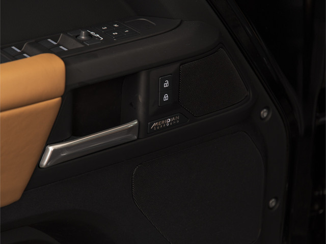 Land Rover Defender 110 2.0 P300e 110 X-Dynamic HSE BRUIN LEDER-22-HUD-PANO-MERIDIAN
