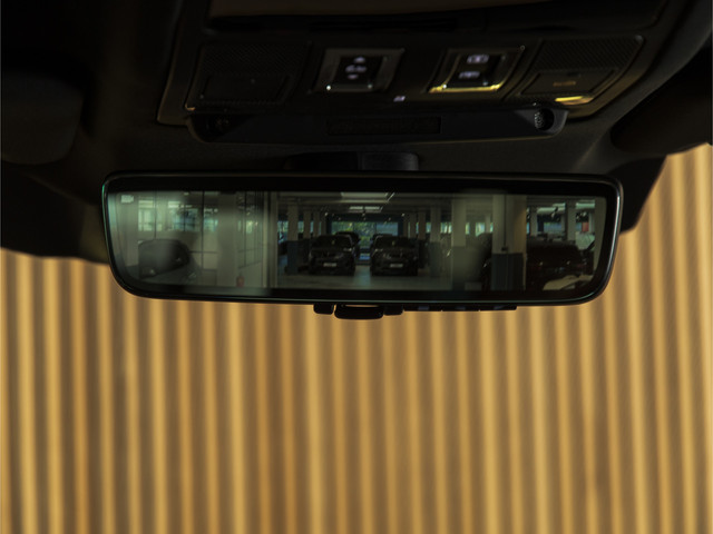 Land Rover Defender 110 2.0 P300e 110 X-Dynamic HSE BRUIN LEDER-22-HUD-PANO-MERIDIAN