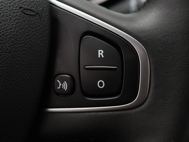 Renault Clio 90pk TCe Limited Airco | Cruise | Navi | Parkeersens. achter