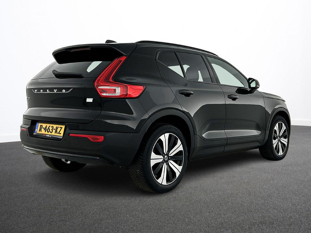 Volvo XC40 Recharge Plus 70 kWh | Navigatie | Apple Carplay Android Auto | Climate control | Camera | Led | Parkeer sensoren | Virtual Cock