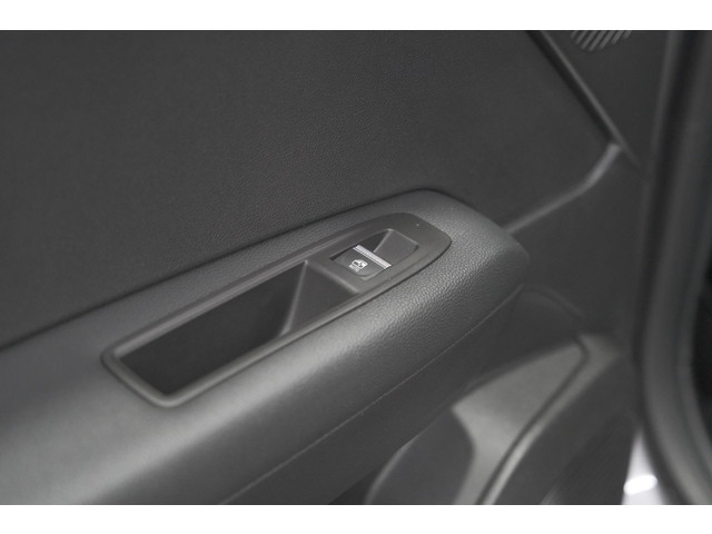 Renault Captur Mild Hybrid 160 EDC Techno | Pack Winter | Camera | Adaptieve Cruise Control | Apple Carplay