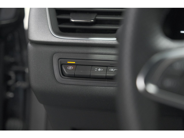 Renault Captur Mild Hybrid 160 EDC Techno | Pack Winter | Camera | Adaptieve Cruise Control | Apple Carplay