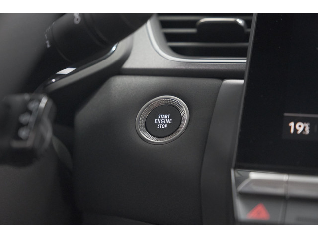 Renault Captur Mild Hybrid 160 EDC Techno | Pack Winter | Camera | Adaptieve Cruise Control | Apple Carplay