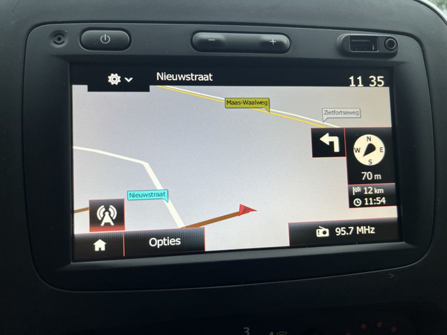 Renault Trafic 1.6 dCi E6 Comfort R-link 3 Zits Lease €251 p m Airco, Navi, PDC, Bedrijfsinrichting, Cruise controle.