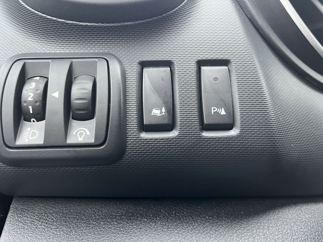 Renault Trafic 1.6 dCi E6 Comfort R-link 3 Zits Lease €251 p m Airco, Navi, PDC, Bedrijfsinrichting, Cruise controle.
