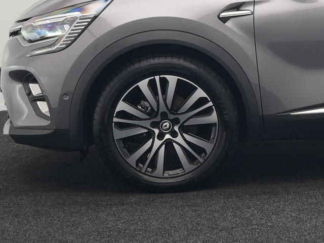 Renault Captur 1.6 E-Tech Initiale Paris Plug In Hybrid 160pk Dealer O.H PHEV | Adaptive Cruise | 360 Camera | Lederen Sportstoelen Verwarmd |