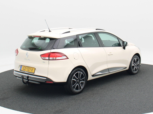 Renault Clio Estate 0.9 TCe Expression | Trekhaak | Airco | Cruise Control | Privacy Glass | Navigatiesysteem | Bluetooth | 16 Inch | 68.444