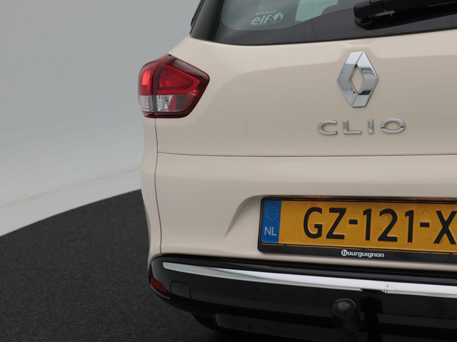 Renault Clio Estate 0.9 TCe Expression | Trekhaak | Airco | Cruise Control | Privacy Glass | Navigatiesysteem | Bluetooth | 16 Inch | 68.444