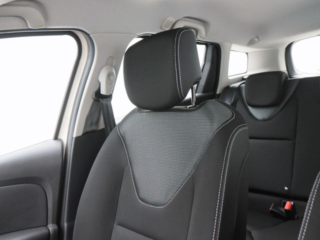 Renault Clio Estate 0.9 TCe Expression | Trekhaak | Airco | Cruise Control | Privacy Glass | Navigatiesysteem | Bluetooth | 16 Inch | 68.444