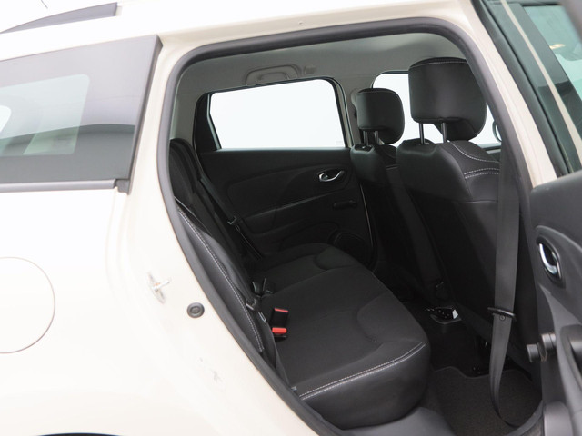 Renault Clio Estate 0.9 TCe Expression | Trekhaak | Airco | Cruise Control | Privacy Glass | Navigatiesysteem | Bluetooth | 16 Inch | 68.444