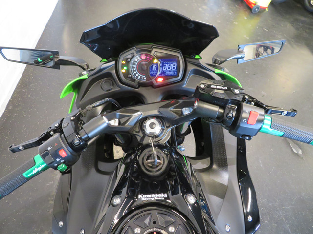 Kawasaki Ninja 650 BLACK-EDITION!! MIVV