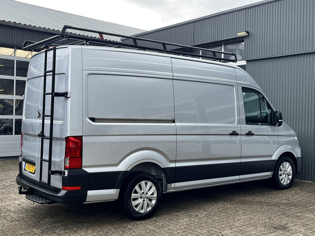 Volkswagen Crafter 35 2.0 TDI L3H3 L2H2 Airco Cruise controle Camera Telefoonverbinding Parkeersensoren voor en achter Imperiaal Kastinrichting Lan