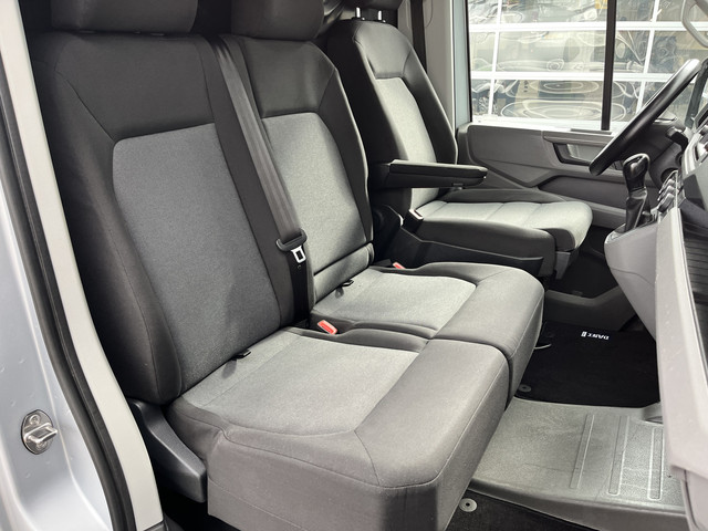 Volkswagen Crafter 35 2.0 TDI L3H3 L2H2 Airco Cruise controle Camera Telefoonverbinding Parkeersensoren voor en achter Imperiaal Kastinrichting Lan