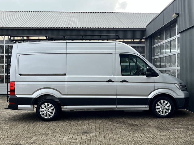 Volkswagen Crafter 35 2.0 TDI L3H3 L2H2 Airco Cruise controle Camera Telefoonverbinding Parkeersensoren voor en achter Imperiaal Kastinrichting Lan