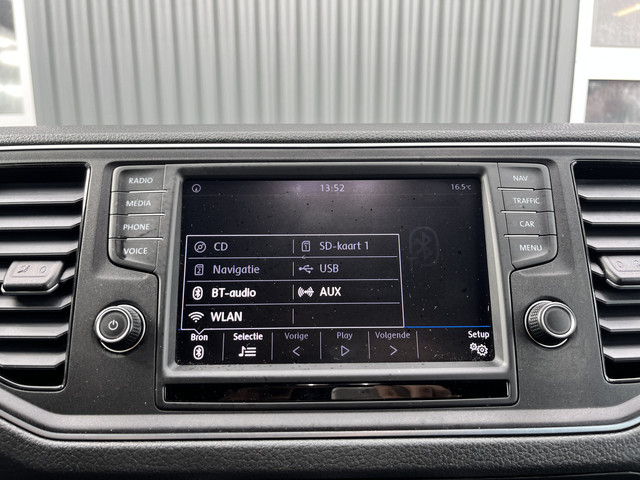 Volkswagen Crafter 35 2.0 TDI L3H3 L2H2 Airco Cruise controle Camera Telefoonverbinding Parkeersensoren voor en achter Imperiaal Kastinrichting Lan