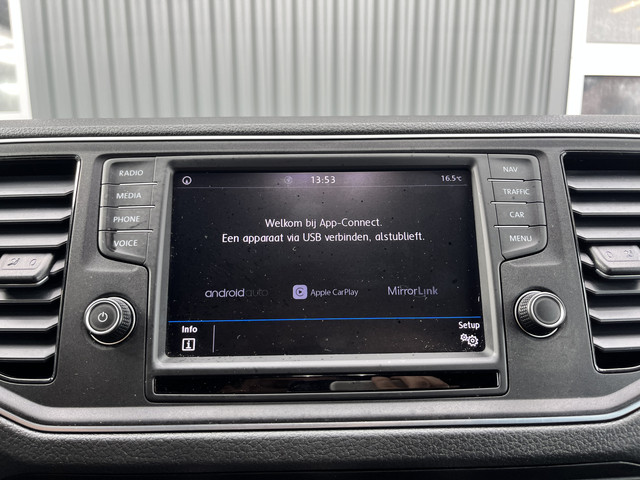 Volkswagen Crafter 35 2.0 TDI L3H3 L2H2 Airco Cruise controle Camera Telefoonverbinding Parkeersensoren voor en achter Imperiaal Kastinrichting Lan