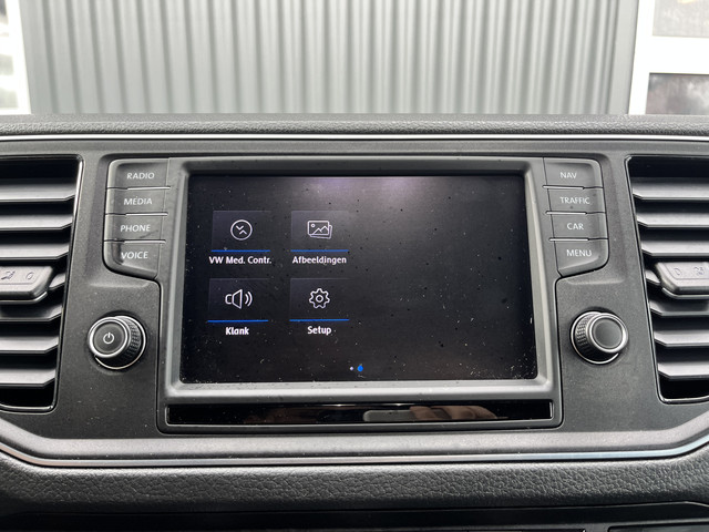 Volkswagen Crafter 35 2.0 TDI L3H3 L2H2 Airco Cruise controle Camera Telefoonverbinding Parkeersensoren voor en achter Imperiaal Kastinrichting Lan