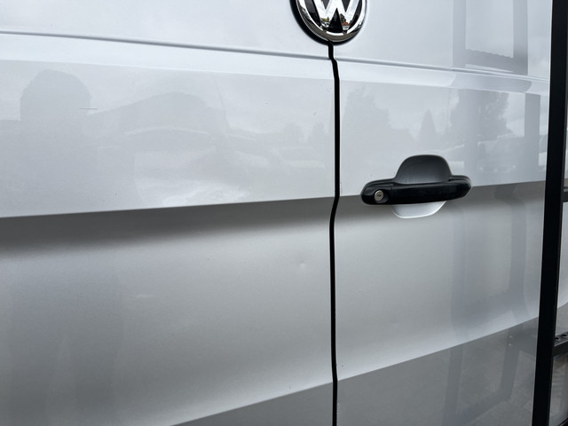 Volkswagen Crafter 35 2.0 TDI L3H3 L2H2 Airco Cruise controle Camera Telefoonverbinding Parkeersensoren voor en achter Imperiaal Kastinrichting Lan