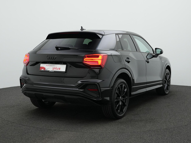 Audi Q2 35 TFSI 150 pk S-tronic S Edition   S-Line | Trekhaak | Matrix LED | Achteruitrijcamera | Navigatie | Stoelverwarming | Adaptive
