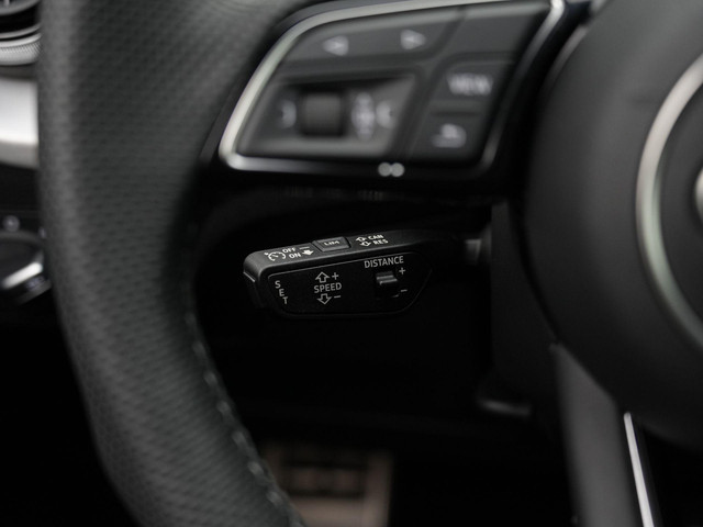 Audi Q2 35 TFSI 150 pk S-tronic S Edition   S-Line | Trekhaak | Matrix LED | Achteruitrijcamera | Navigatie | Stoelverwarming | Adaptive