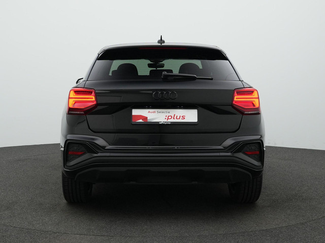 Audi Q2 35 TFSI 150 pk S-tronic S Edition   S-Line | Trekhaak | Matrix LED | Achteruitrijcamera | Navigatie | Stoelverwarming | Adaptive