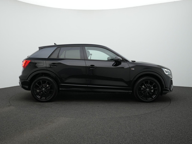 Audi Q2 35 TFSI 150 pk S-tronic S Edition   S-Line | Trekhaak | Matrix LED | Achteruitrijcamera | Navigatie | Stoelverwarming | Adaptive