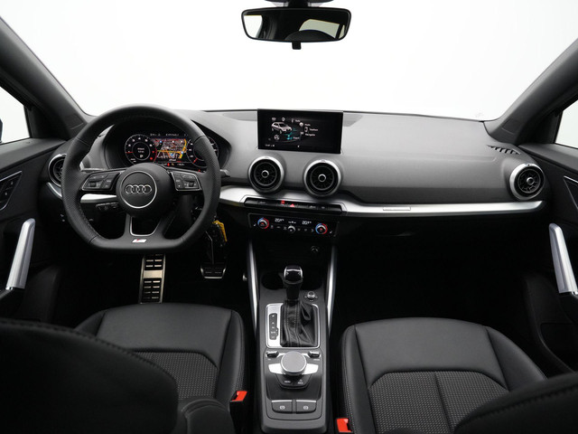 Audi Q2 35 TFSI 150 pk S-tronic S Edition   S-Line | Trekhaak | Matrix LED | Achteruitrijcamera | Navigatie | Stoelverwarming | Adaptive