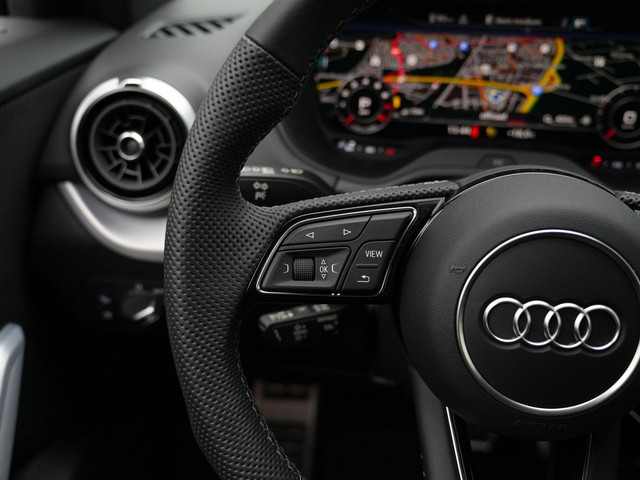 Audi Q2 35 TFSI 150 pk S-tronic S Edition   S-Line | Trekhaak | Matrix LED | Achteruitrijcamera | Navigatie | Stoelverwarming | Adaptive