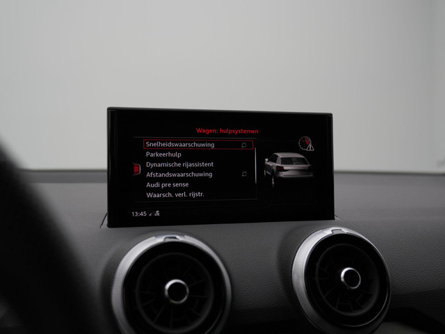 Audi Q2 35 TFSI 150 pk S-tronic S Edition   S-Line | Trekhaak | Matrix LED | Achteruitrijcamera | Navigatie | Stoelverwarming | Adaptive