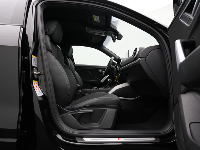 Audi Q2 35 TFSI 150 pk S-tronic S Edition   S-Line | Trekhaak | Matrix LED | Achteruitrijcamera | Navigatie | Stoelverwarming | Adaptive