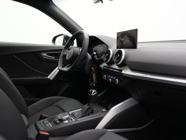 Audi Q2 35 TFSI 150 pk S-tronic S Edition   S-Line | Trekhaak | Matrix LED | Achteruitrijcamera | Navigatie | Stoelverwarming | Adaptive