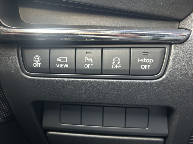 Mazda 3 2.0 e-SkyActiv-G M Hybrid 122 Luxury    FULL LED    NAVI + CARPLAY    ADAPTIV CRUISE    HUD    BOSE AUDIO    360 CAMERA