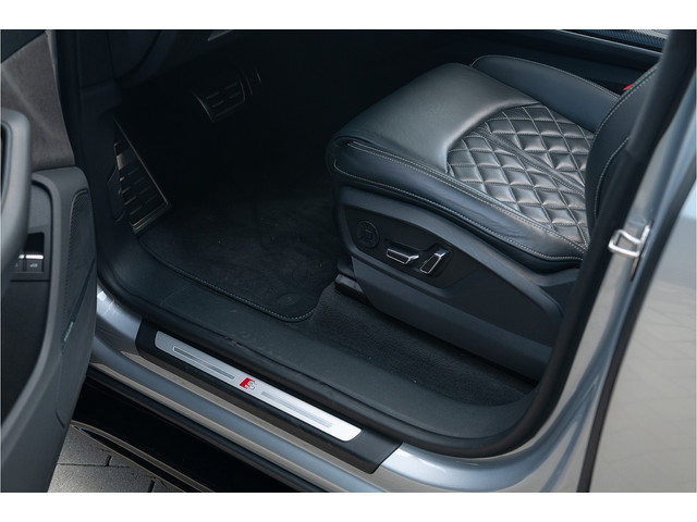 Audi Q8 55 TFSI e quattro S-Line ACC Pano S-Stoelen Matrix Memory B&O 360 Softcl. Trekhaak