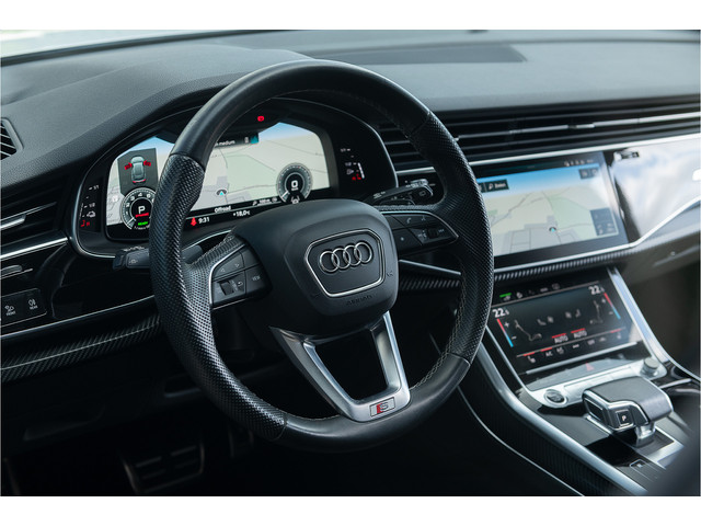 Audi Q8 55 TFSI e quattro S-Line ACC Pano S-Stoelen Matrix Memory B&O 360 Softcl. Trekhaak