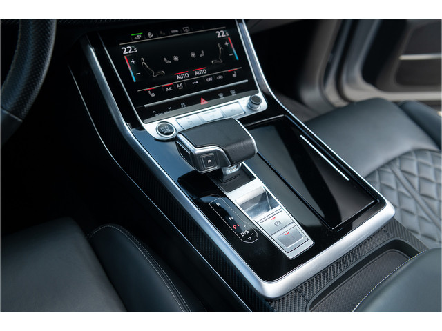 Audi Q8 55 TFSI e quattro S-Line ACC Pano S-Stoelen Matrix Memory B&O 360 Softcl. Trekhaak