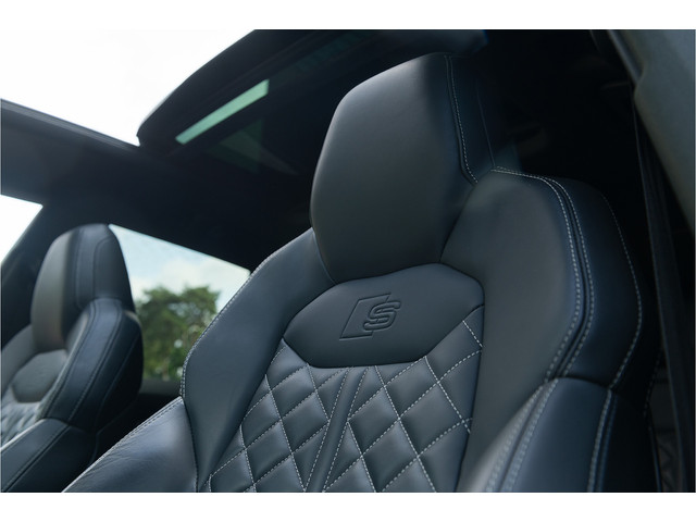Audi Q8 55 TFSI e quattro S-Line ACC Pano S-Stoelen Matrix Memory B&O 360 Softcl. Trekhaak