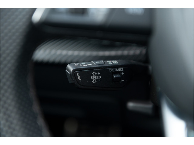 Audi Q8 55 TFSI e quattro S-Line ACC Pano S-Stoelen Matrix Memory B&O 360 Softcl. Trekhaak