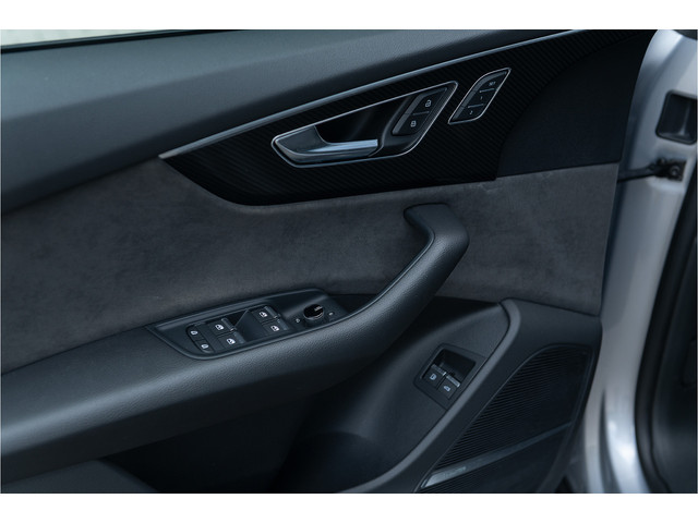 Audi Q8 55 TFSI e quattro S-Line ACC Pano S-Stoelen Matrix Memory B&O 360 Softcl. Trekhaak
