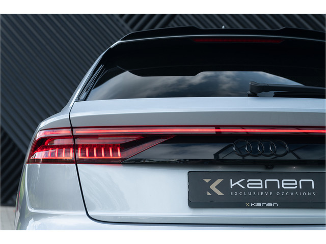Audi Q8 55 TFSI e quattro S-Line ACC Pano S-Stoelen Matrix Memory B&O 360 Softcl. Trekhaak