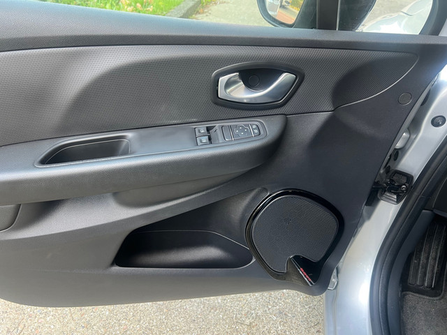 Renault Clio 0.9 TCe BoseNAVI.CRUISE,PDC