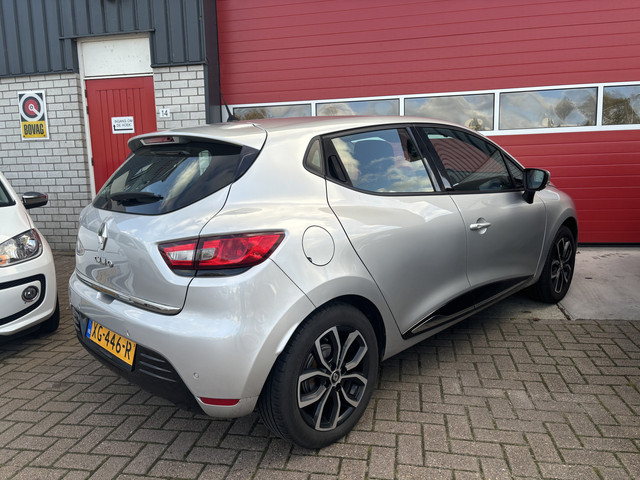Renault Clio 1.5 dCi Ecoleader Zen NWE D-RIEM   NAVI   AIRCO   PDC   BLUETOOTH   DAB+   CRUISE   NL-AUTO