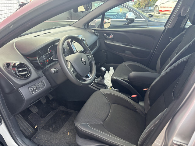 Renault Clio 1.5 dCi Ecoleader Zen NWE D-RIEM   NAVI   AIRCO   PDC   BLUETOOTH   DAB+   CRUISE   NL-AUTO