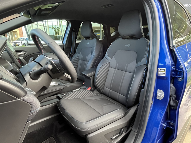 Renault Captur 1.3 mild hybrid 160 PK esprit Alpine   Nieuw model   Adaptive cruise   360' Camera   Stoel+Stuurverw.