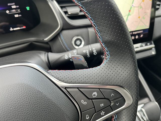 Renault Captur 1.3 mild hybrid 160 PK esprit Alpine   Nieuw model   Adaptive cruise   360' Camera   Stoel+Stuurverw.