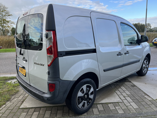 Renault Kangoo 1.5 dCi 75 Energy Comfort   Excl. BTW   Parkeersensoren. Achter   Cruise   Armsteun   Bluetooth